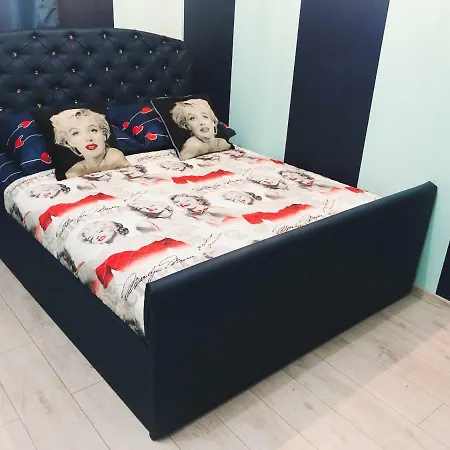 Marilyn Monroe * بوزنان
